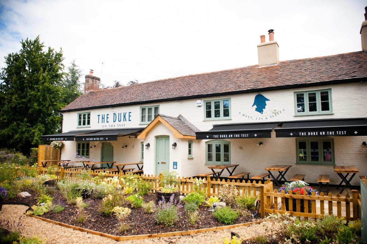 The Duke On The Test Romsey Extérieur photo
