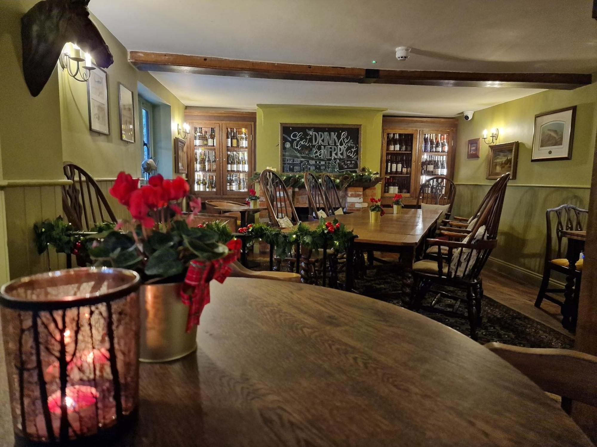 The Duke On The Test Romsey Extérieur photo