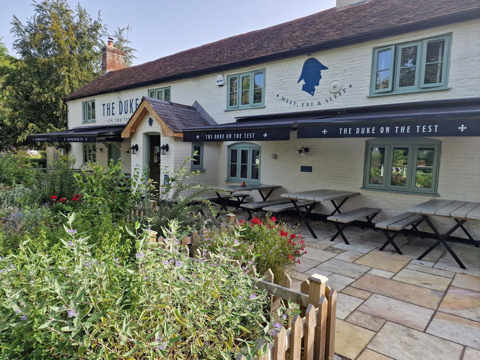 The Duke On The Test Romsey Extérieur photo